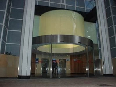 curved glass revolving door commercial